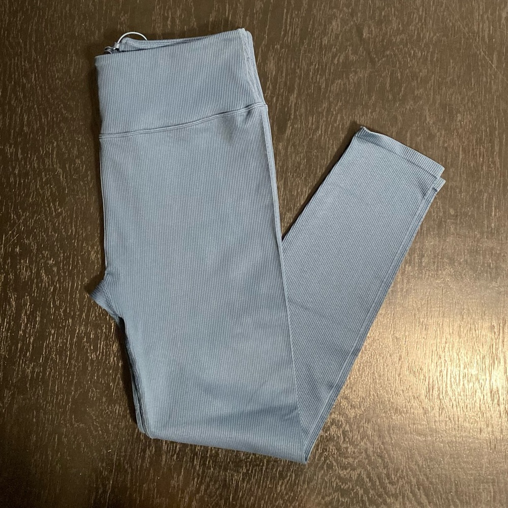⭐️Ribbed teal leggings Size Medium - Picture 4 of 5